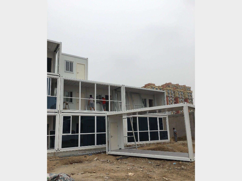 打包箱房屋现场搭建