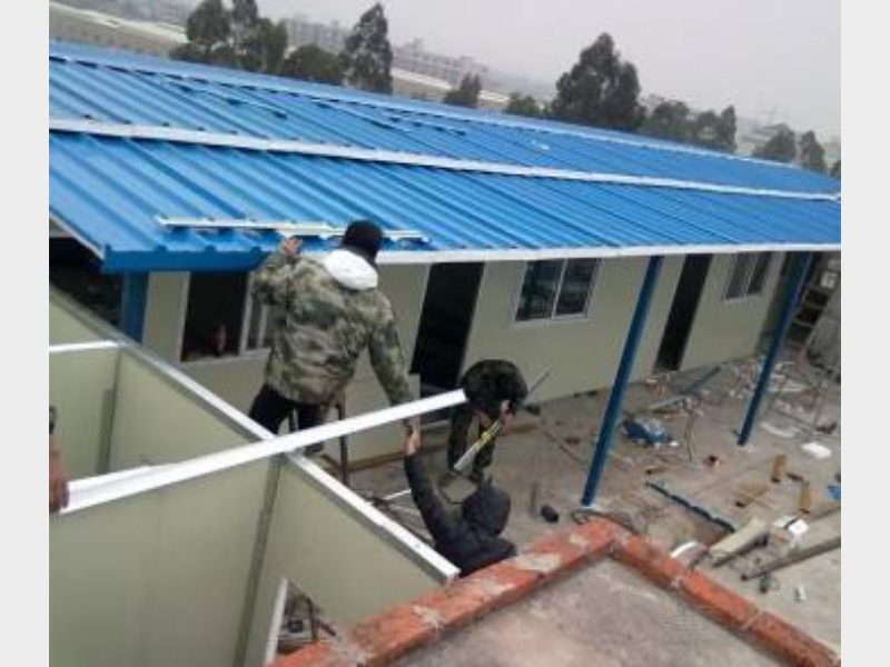 活动房搭建现场图