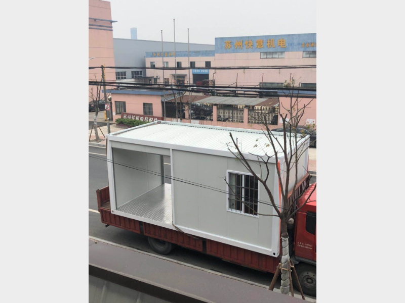 集装箱活动房现场安装图